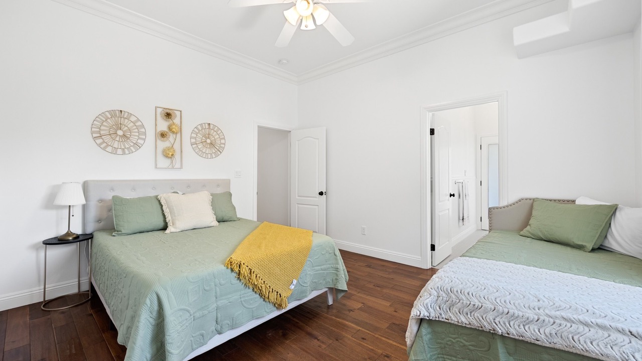 Photo of Bedroom in Rosedale