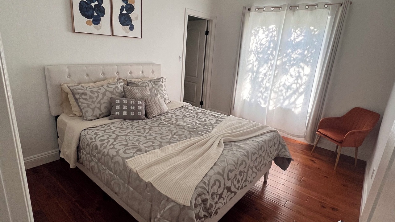 Photo of Bedroom in Rosedale