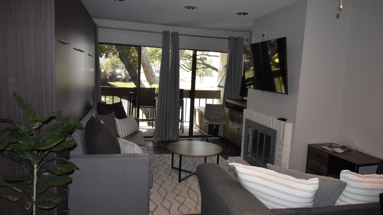 Photo of Livingroom in Walden on Lake Conroe
