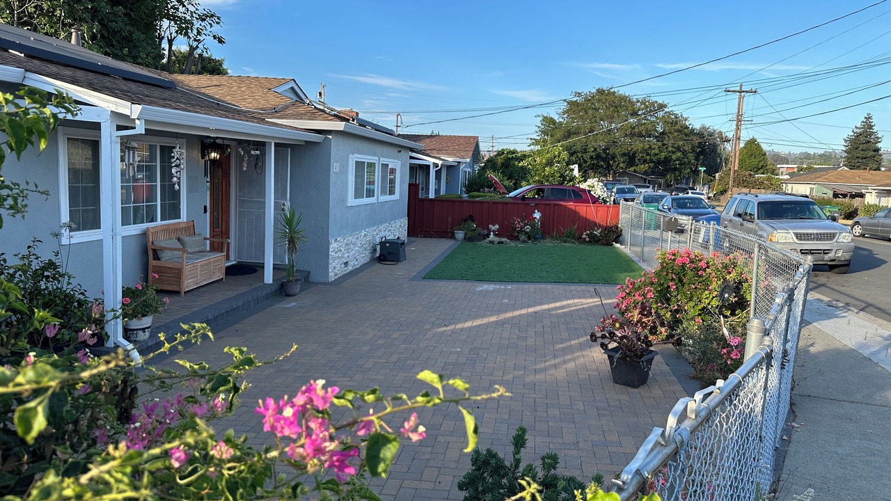 Photo of Outdoor in Hayward