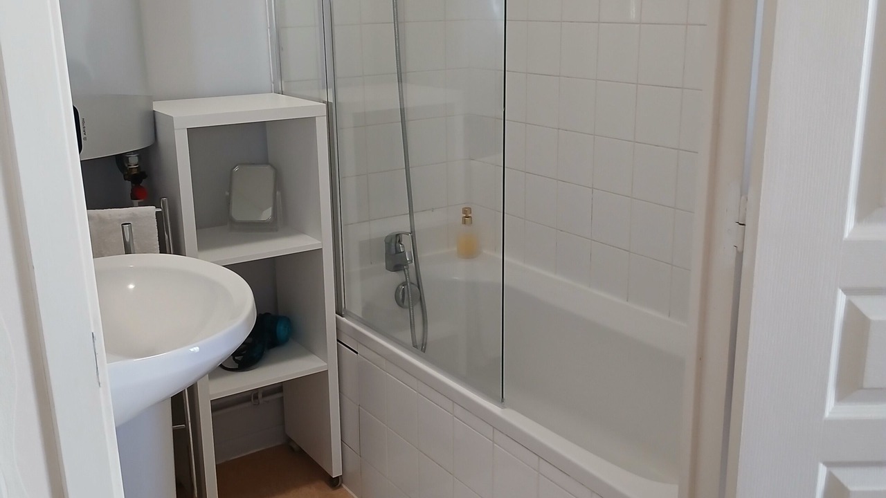 Photo of Bathroom in Ouistreham