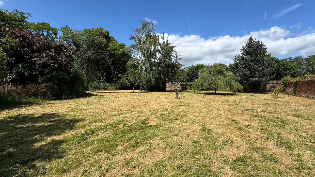 Photo of Outdoor in Le Ployron