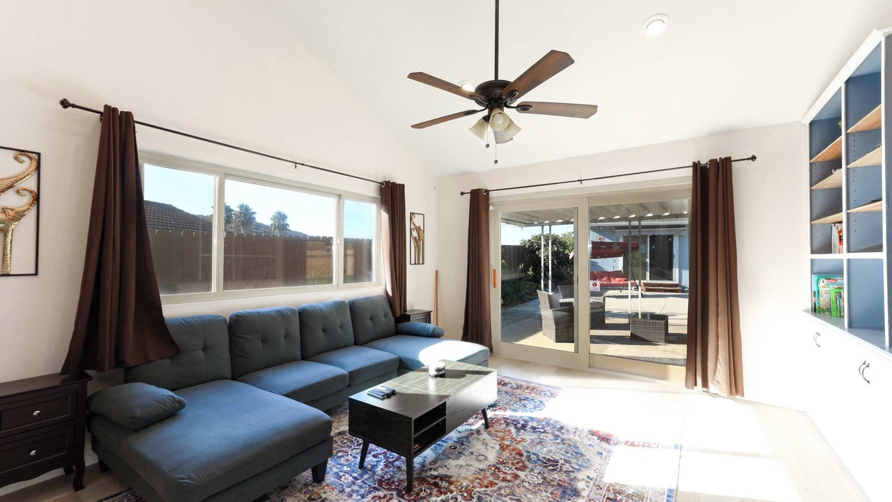 Photo of Livingroom in Poway