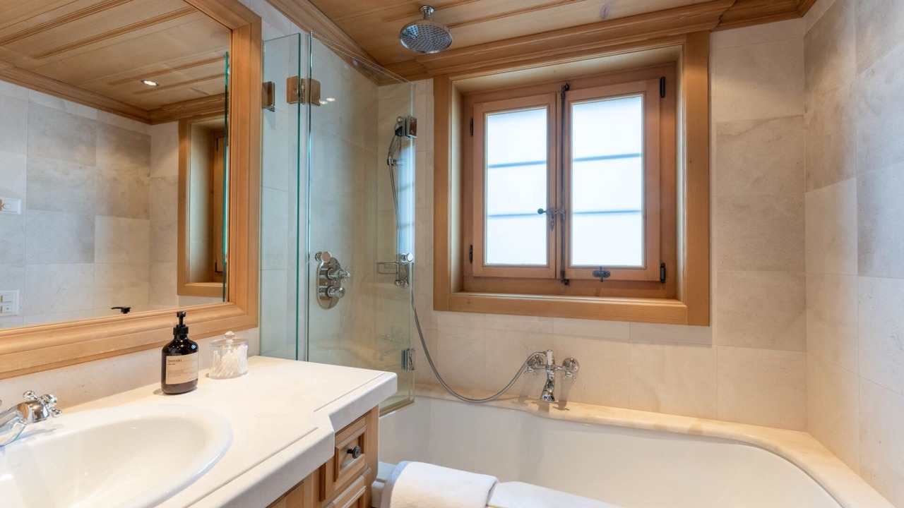 Photo of Bathroom in Zweisimmen Nr Gstaad