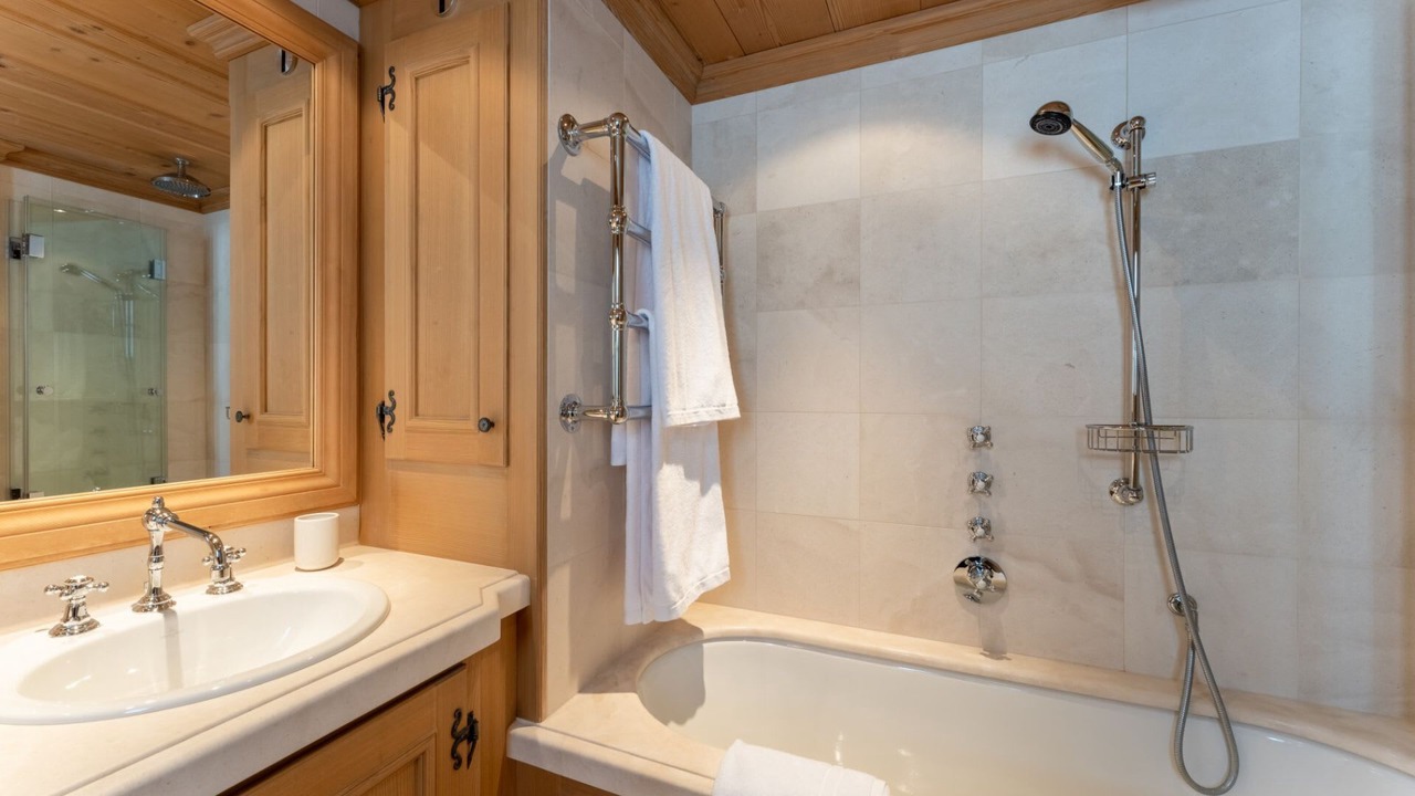 Photo of Bathroom in Zweisimmen Nr Gstaad