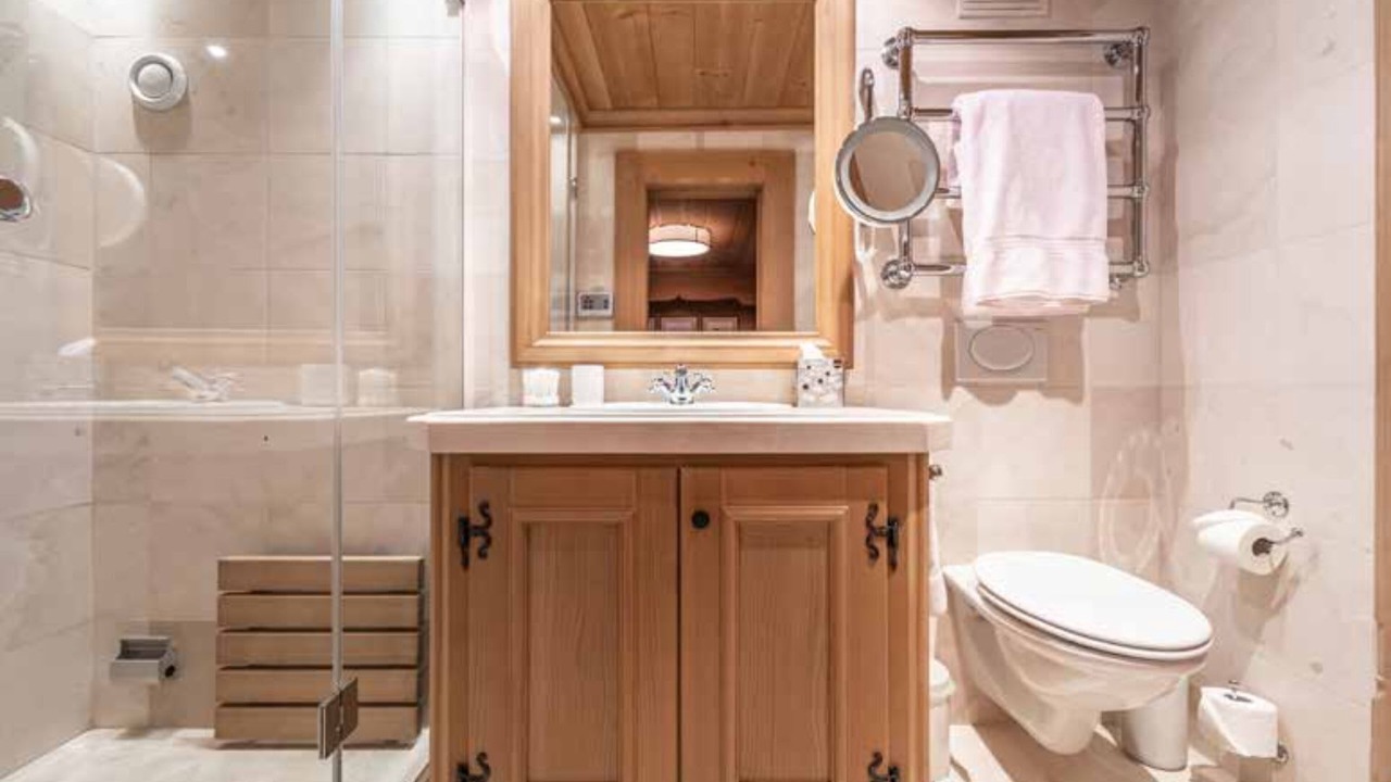 Photo of Bathroom in Zweisimmen Nr Gstaad