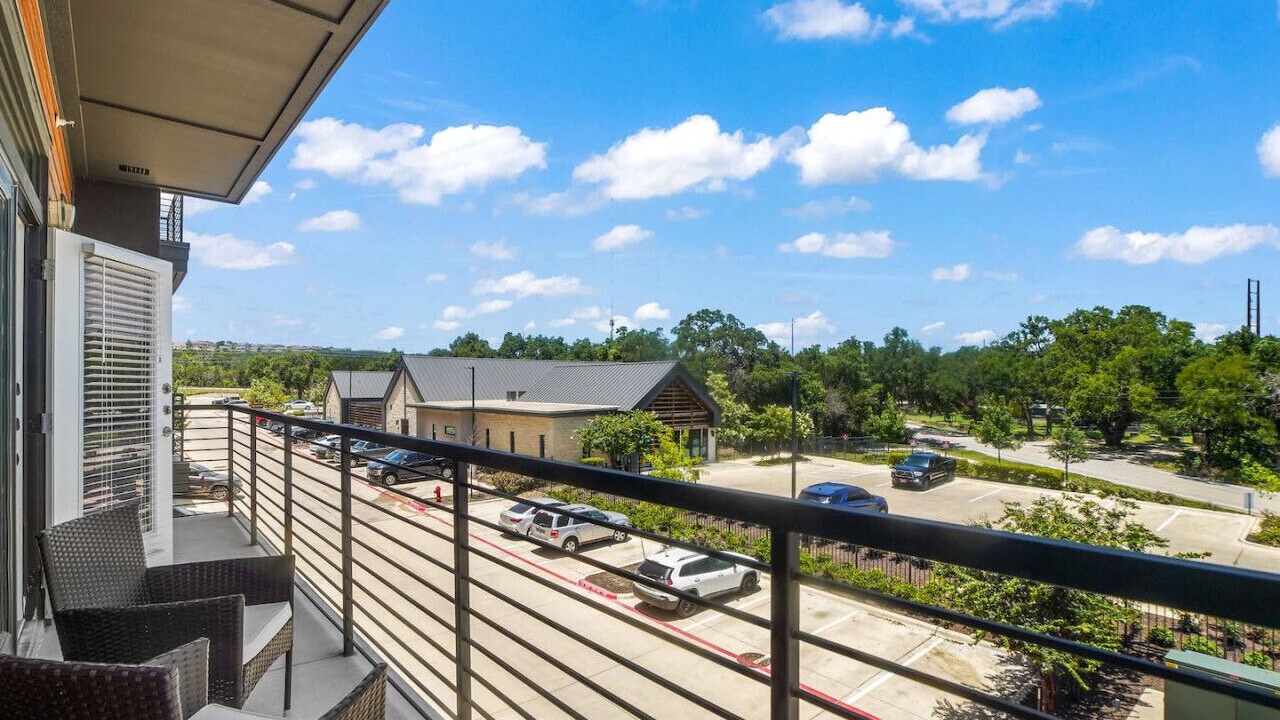 Photo of Outdoor in West Oak Hill