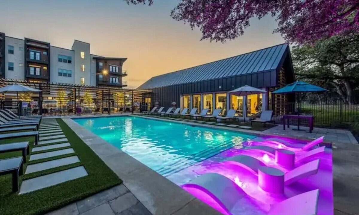 Photo of Outdoor in West Oak Hill
