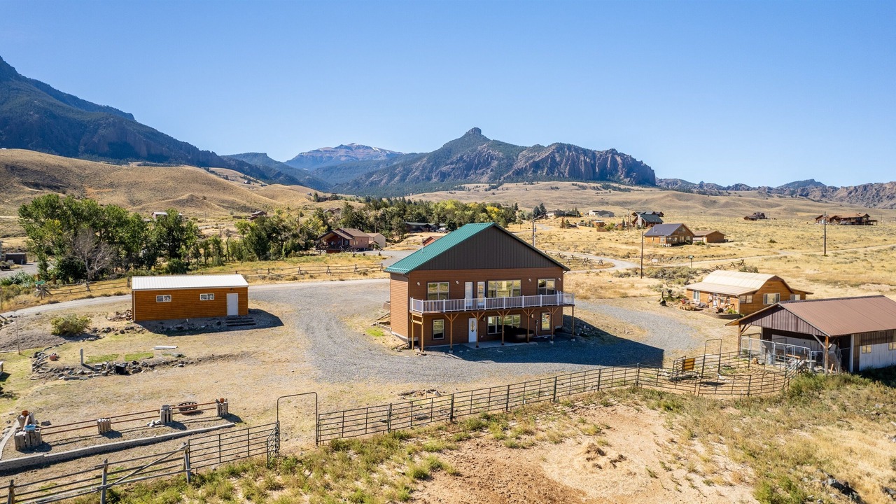 Photo of Outdoor in Wapiti