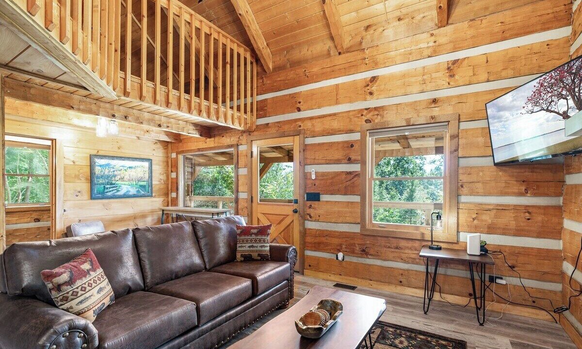Photo of Bedroom in Pittman Center