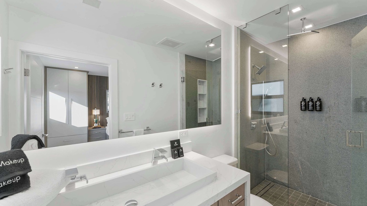 Photo of Bathroom in North Corals