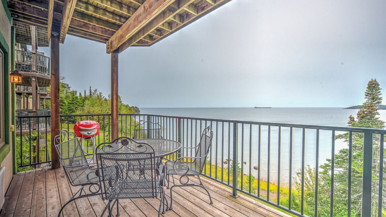 Photo of Patio Balcony in Two Harbors