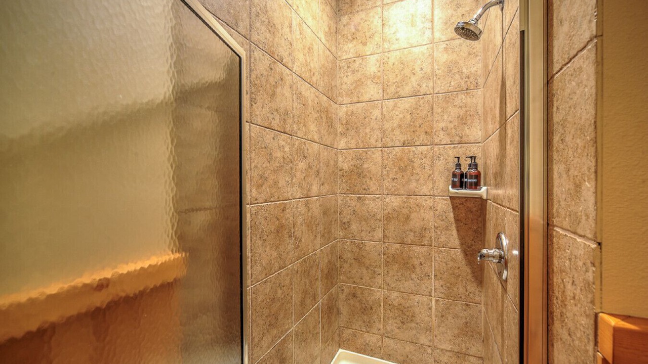 Photo of Bathroom in Two Harbors