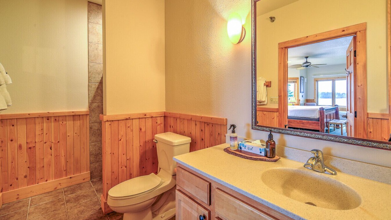 Photo of Bathroom in Two Harbors