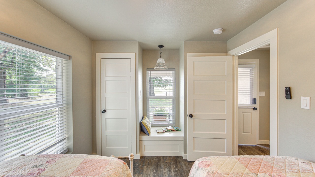 Photo of Bedroom in Pittsburg
