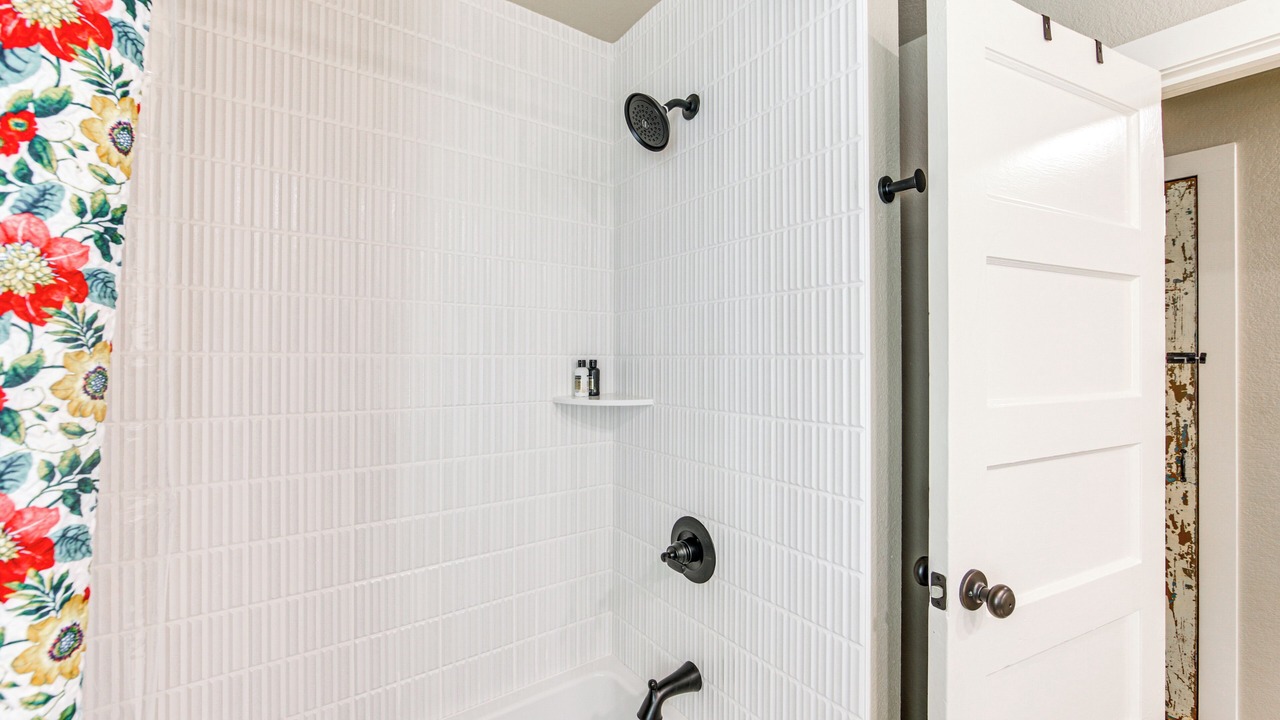 Photo of Bathroom in Pittsburg