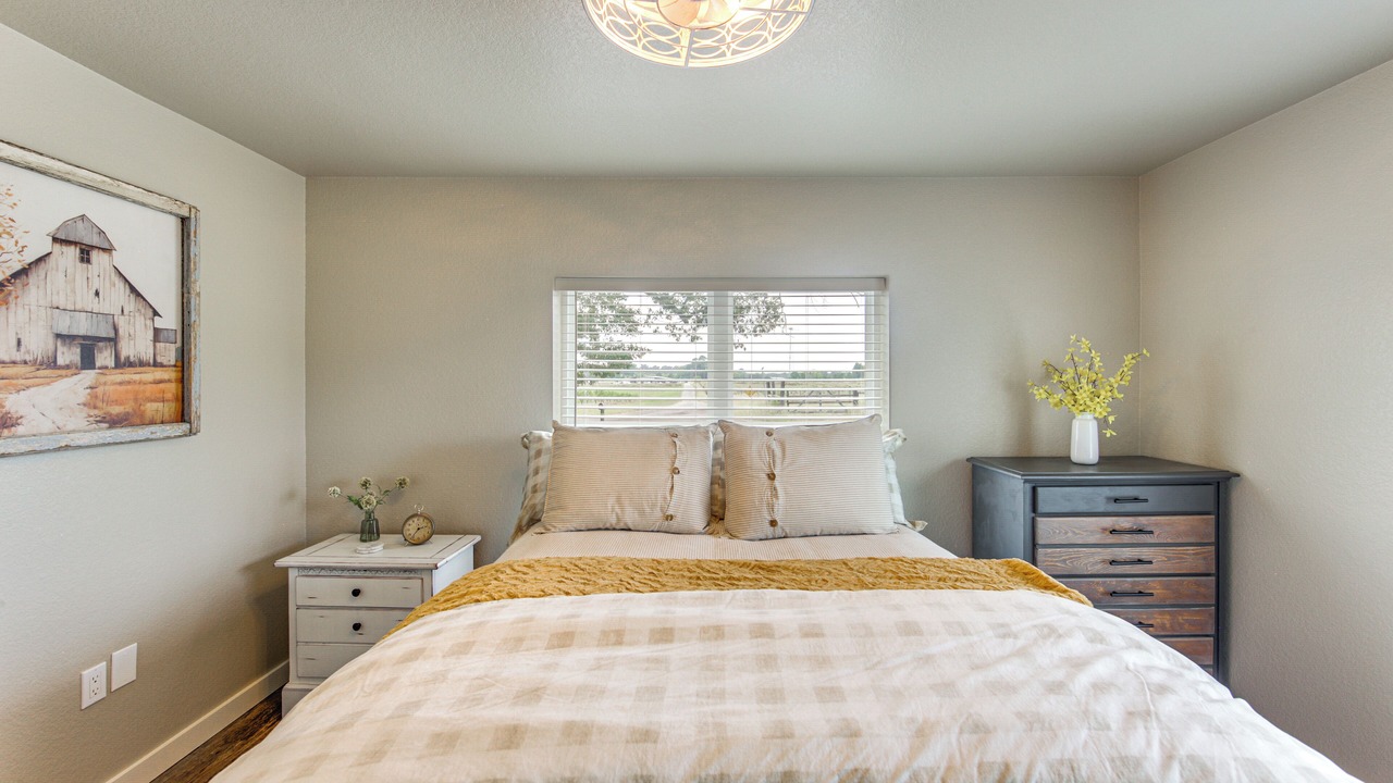 Photo of Bedroom in Pittsburg