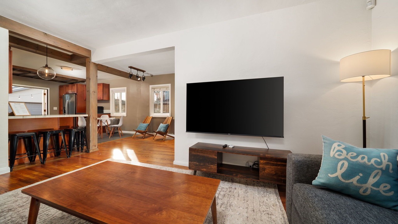 Photo of Livingroom in Sunset Cliffs