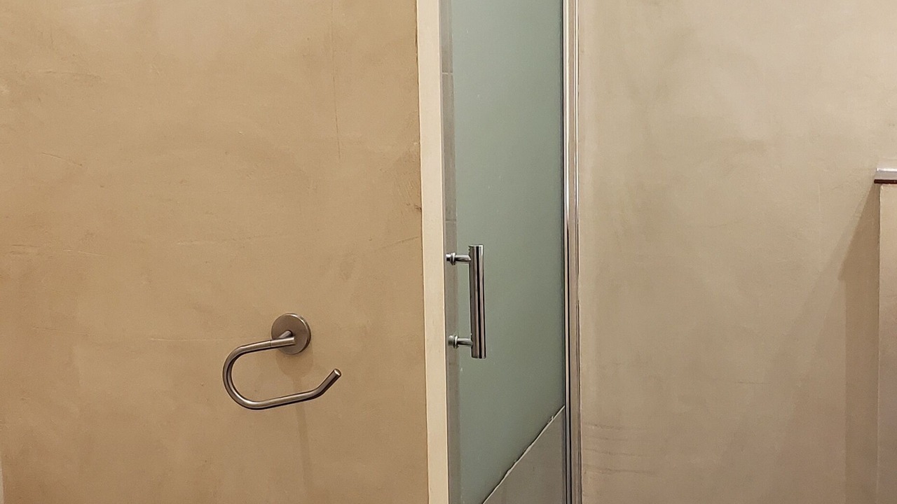 Photo of Bathroom in Fabrezan