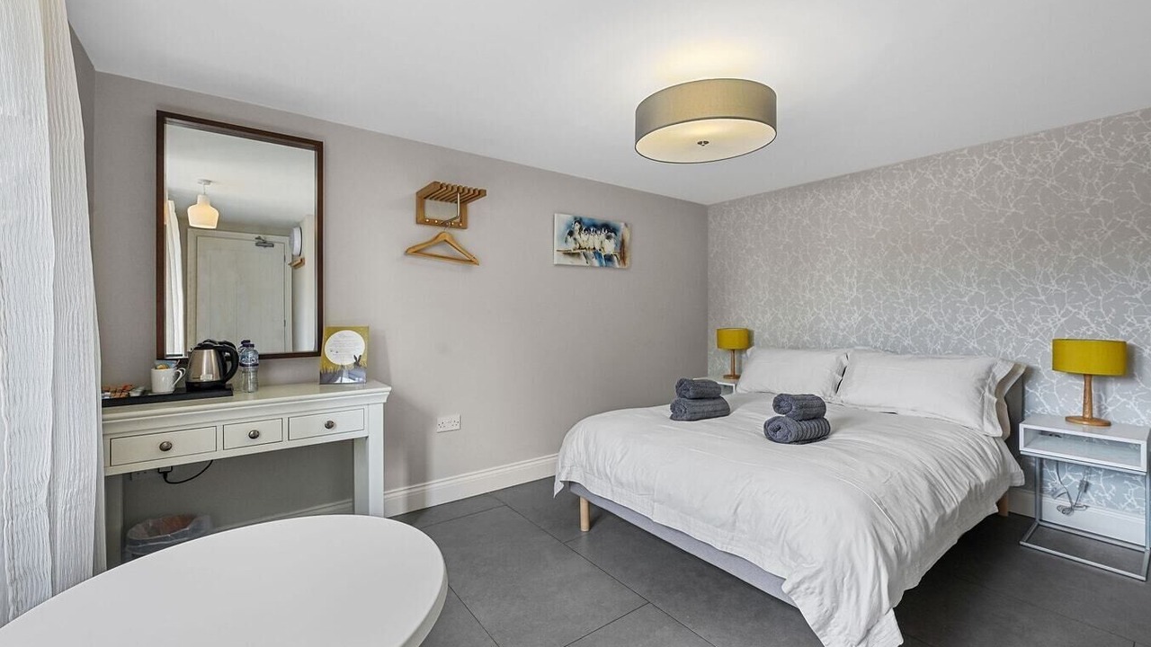 Photo of Bedroom in Wethersfield