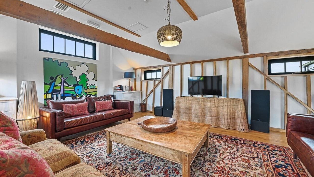 Photo of Livingroom in Wethersfield