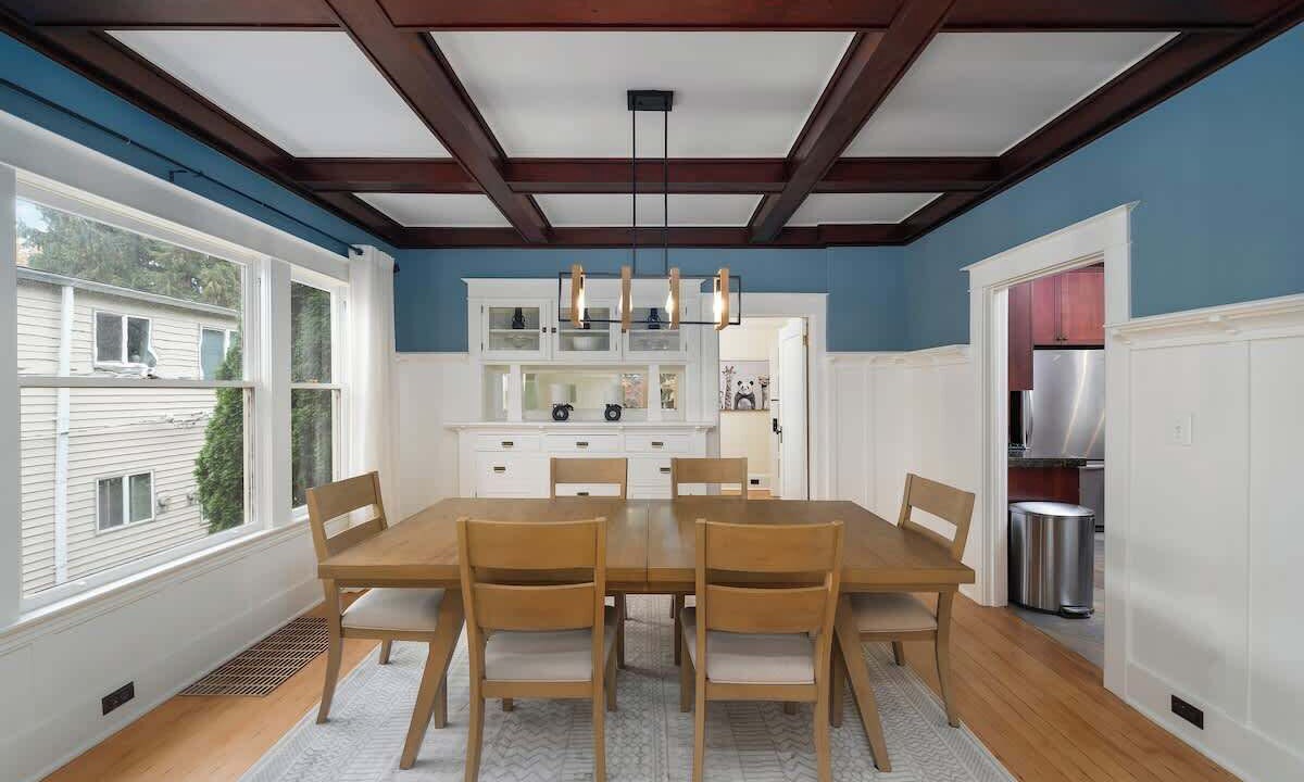 Photo of Bedroom in Corbett - Terwilliger - Lair Hill