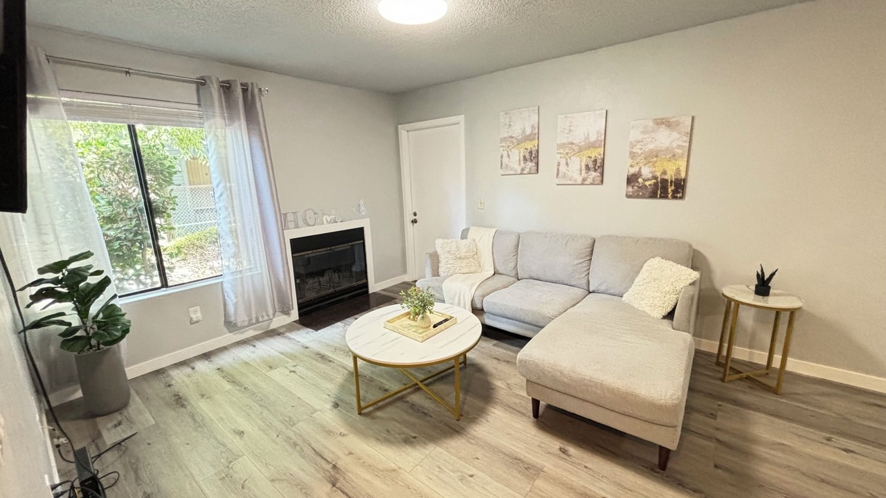 Photo of Livingroom in North Highlands