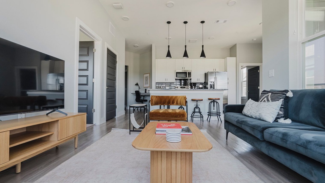 Photo of Livingroom in McNeil