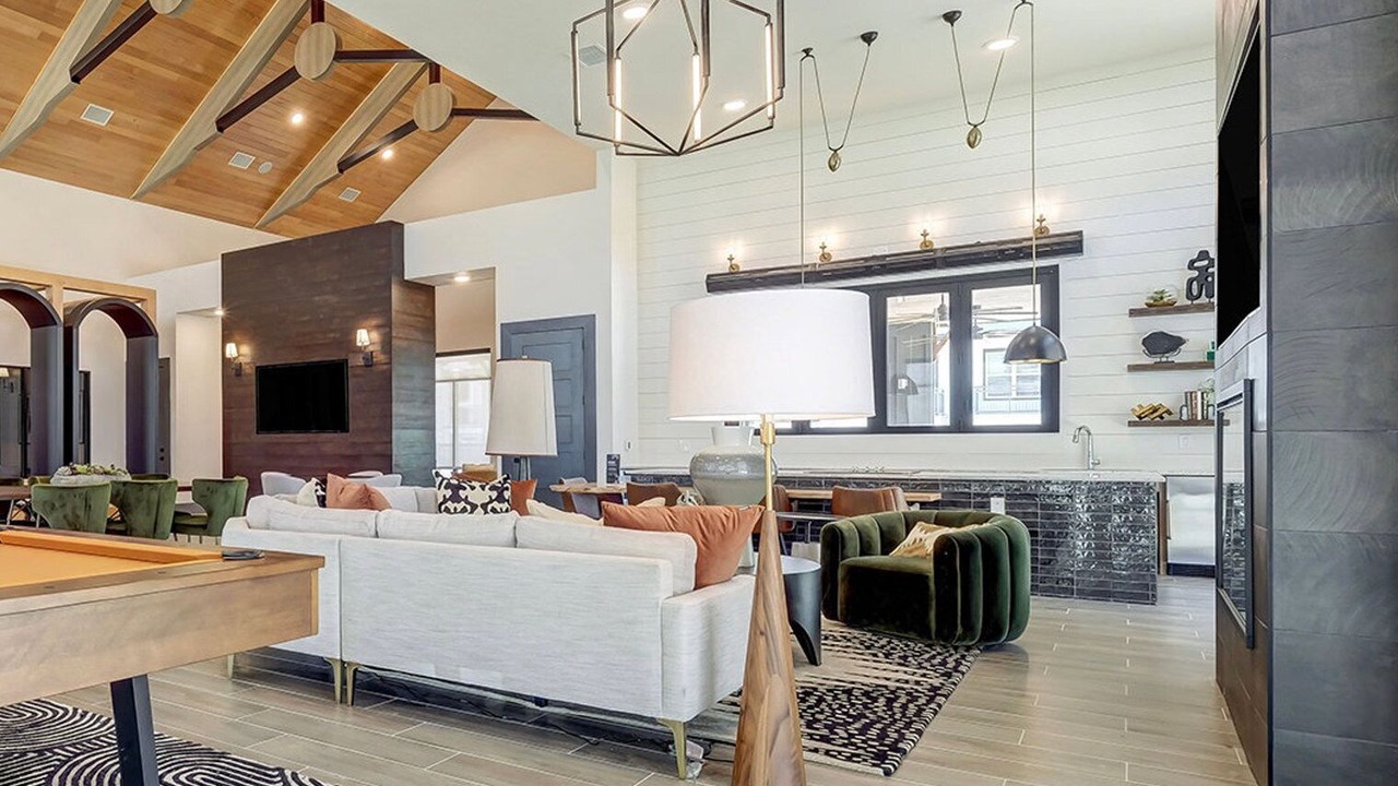 Photo of Livingroom in McNeil