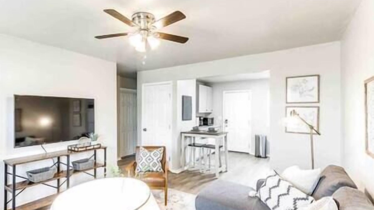 Photo of Livingroom in Edmond
