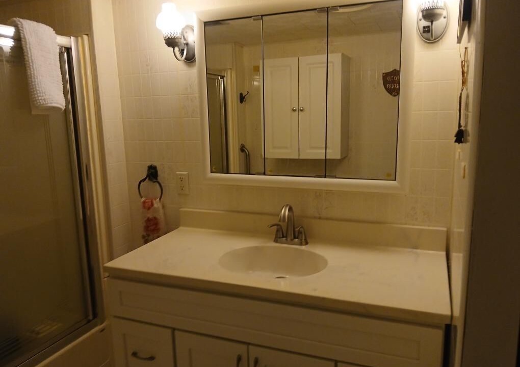 Photo of Bathroom in Cameron