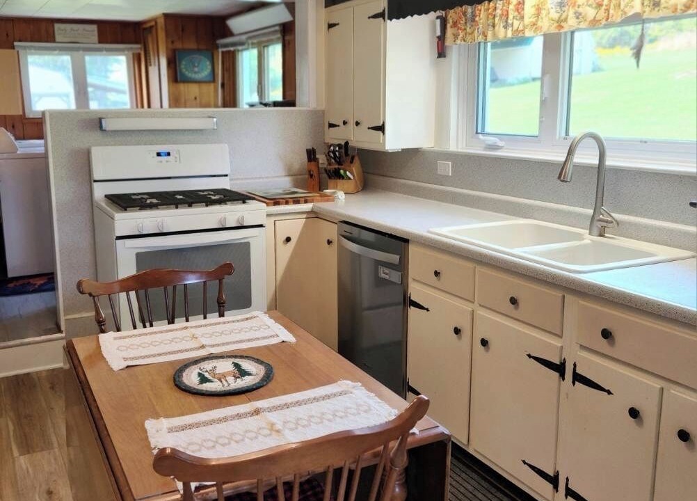 Photo of Kitchen in Cameron