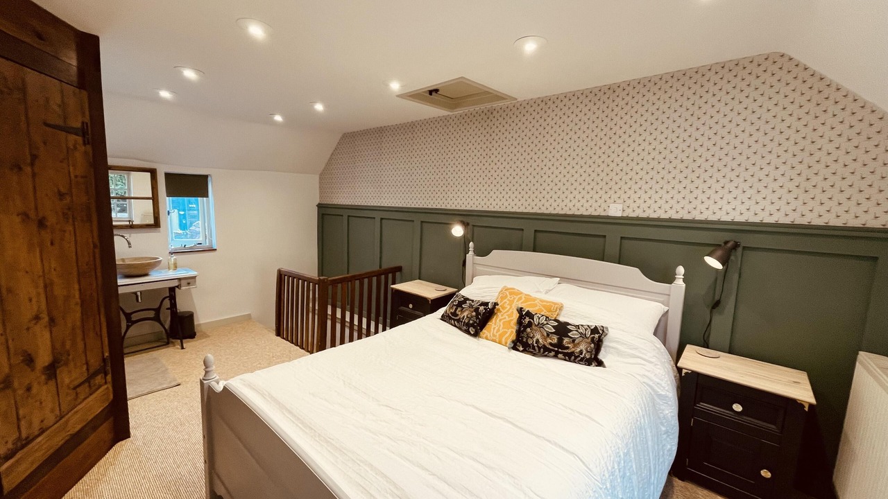 Photo of Others in Shaftesbury