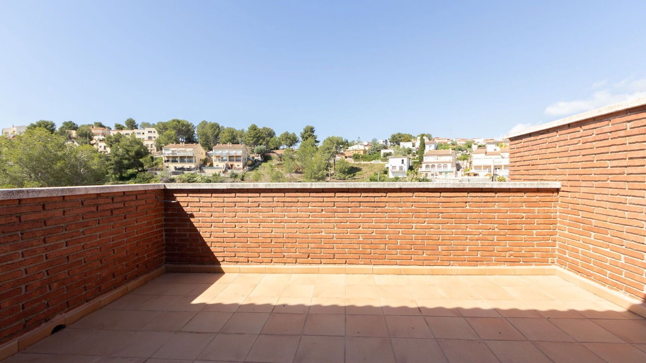 Photo of Others in El Castell de Montornes