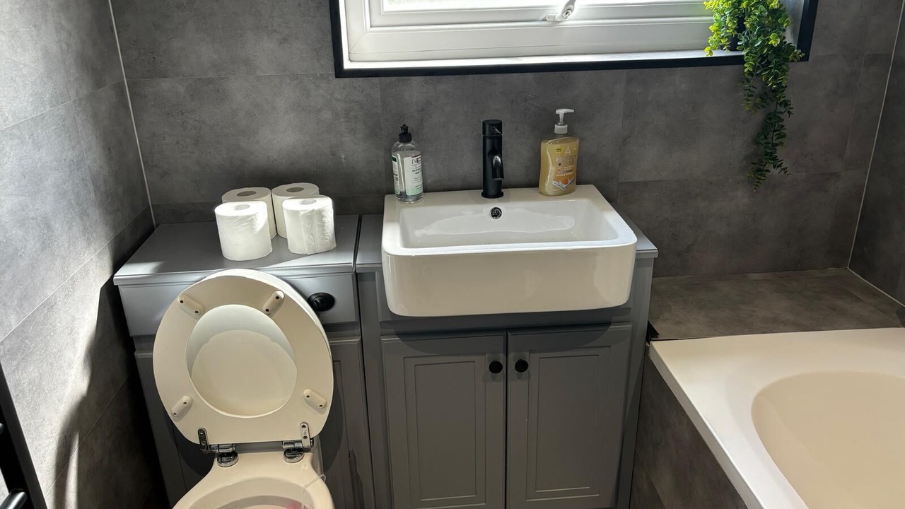 Photo of Bathroom in Cowpen