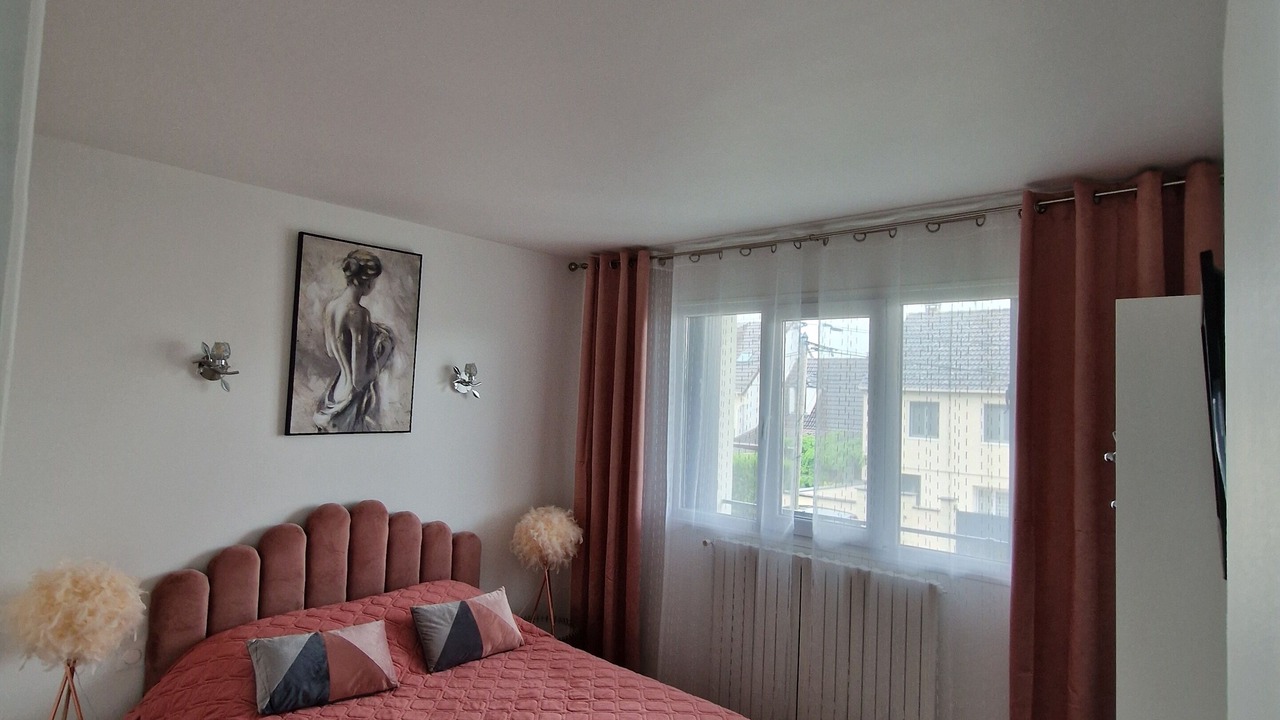 Photo of Bedroom in Chelles