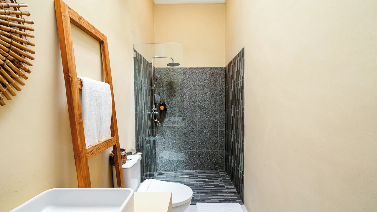 Photo of Bathroom in Pererenan