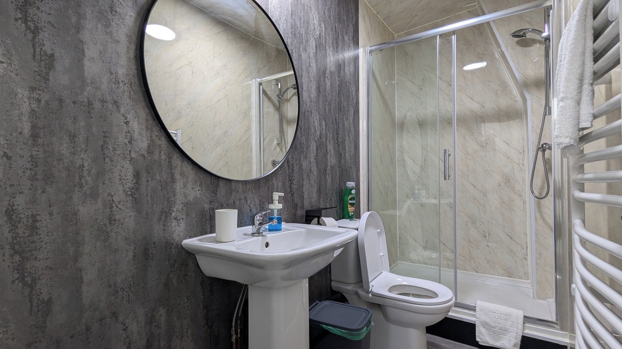 Photo of Bathroom in Failsworth