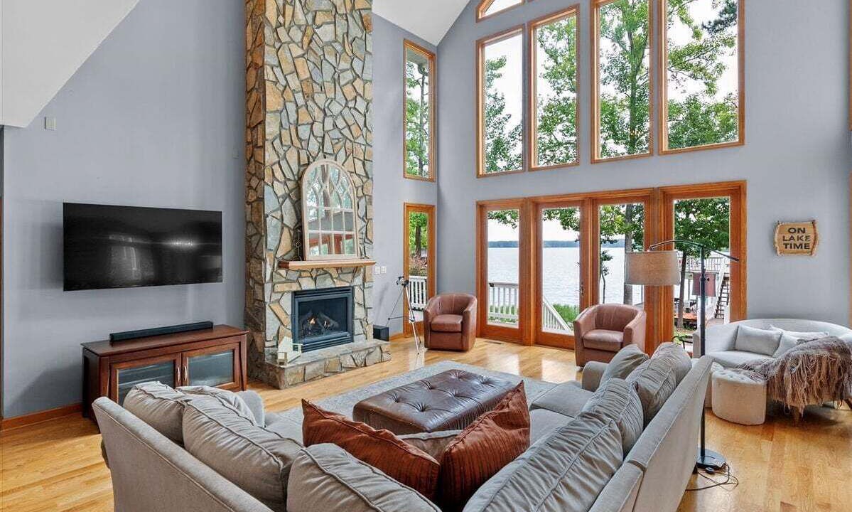 Photo of Livingroom in Osprey Point