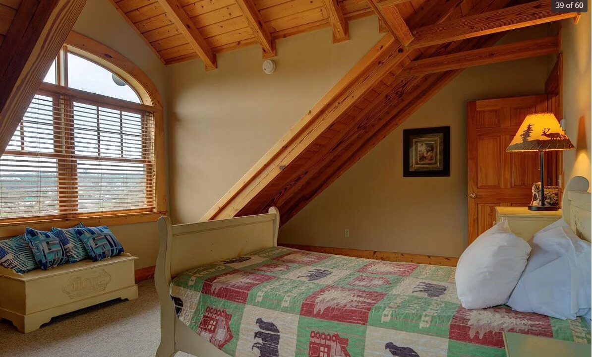 Photo of Bedroom in Kodak