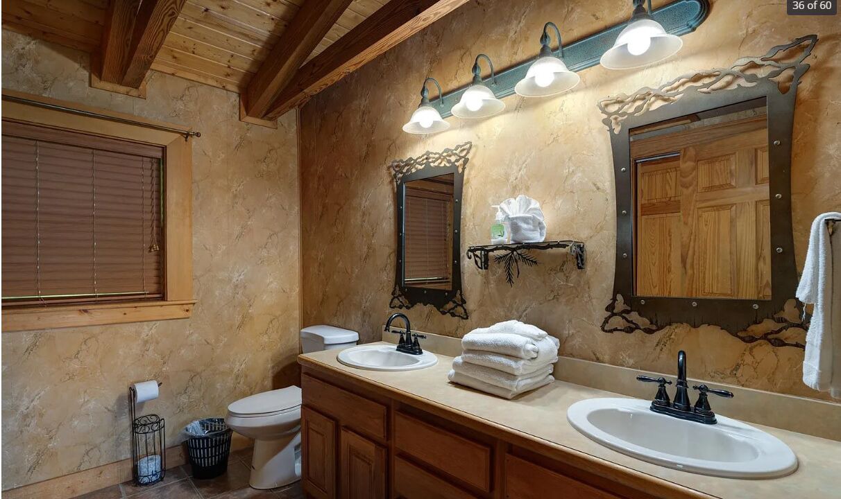 Photo of Bathroom in Kodak