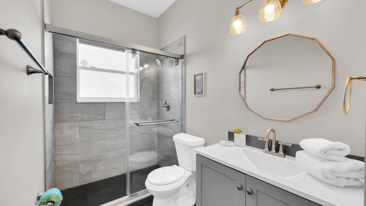 Photo of Bathroom in Crescent Lakes