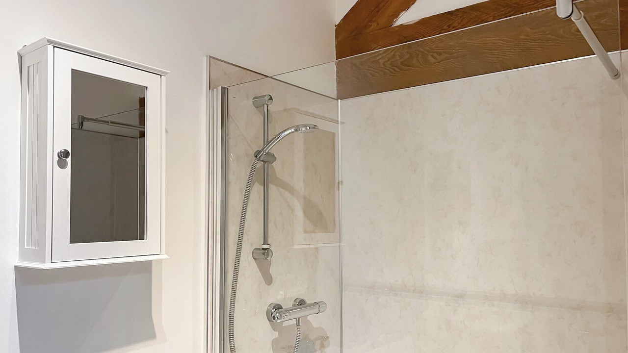 Photo of Bathroom in Longnor