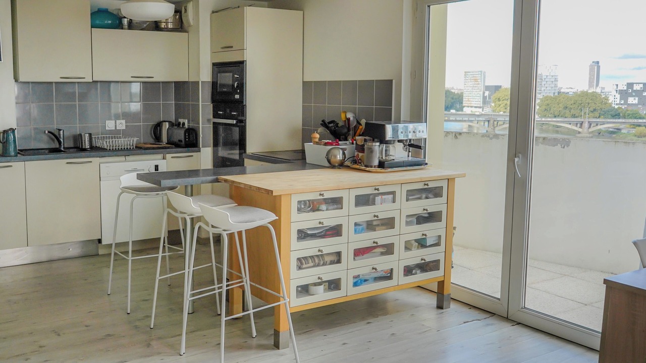 Photo of Kitchen in Ile Beaulieu