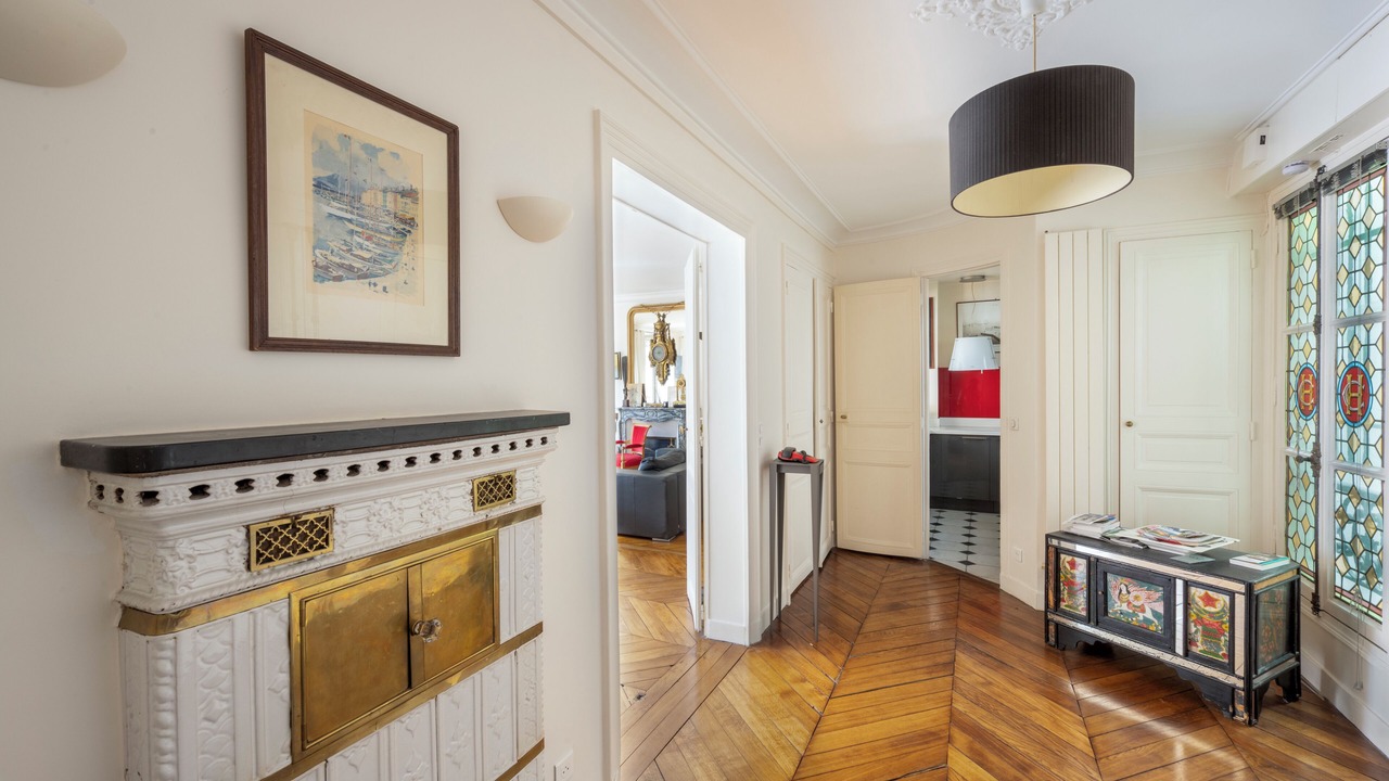 Photo of Others in Marais