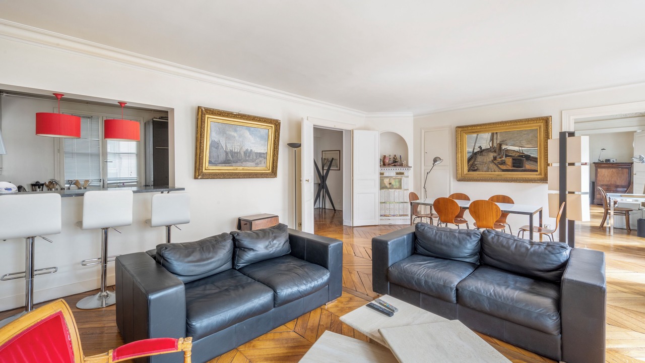 Photo of Others in Marais