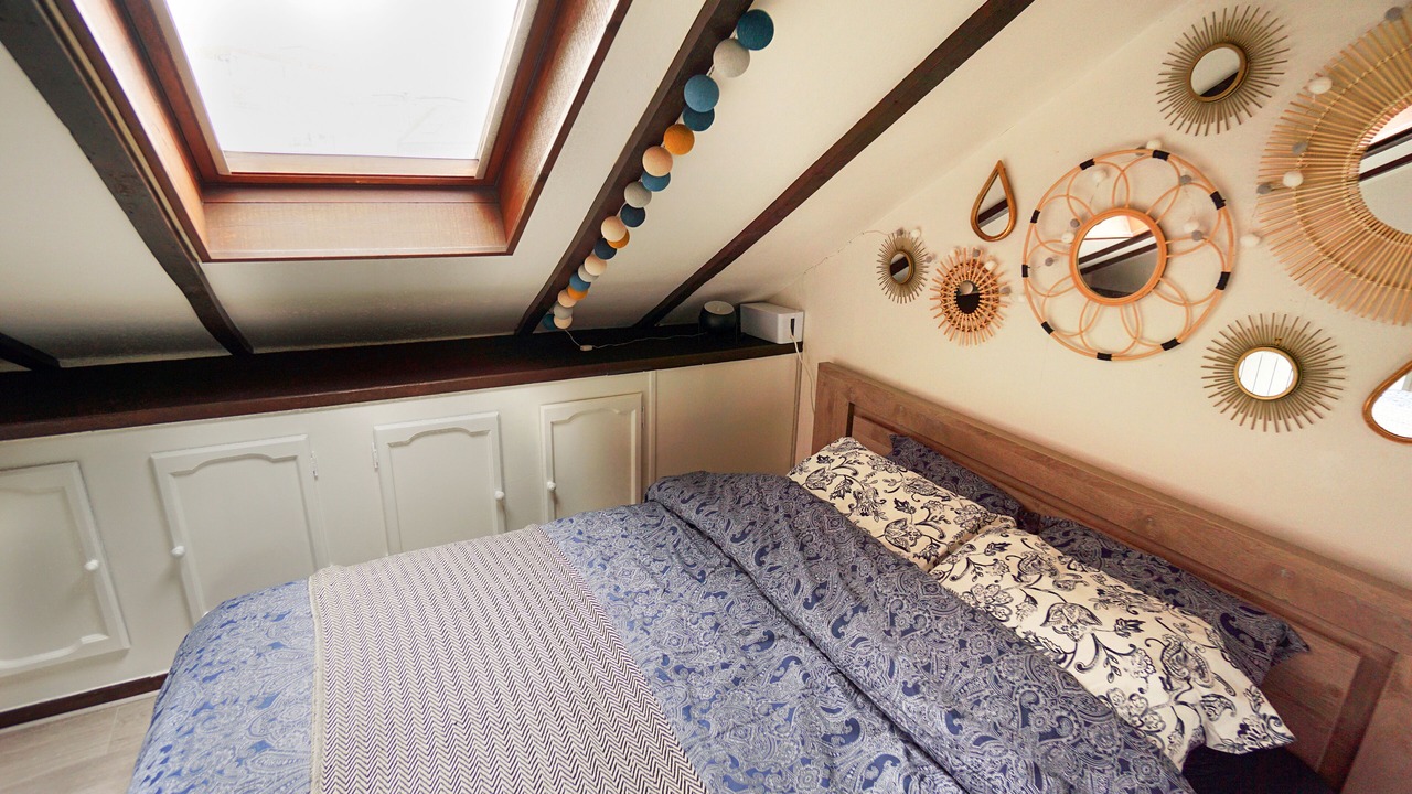 Photo of Bedroom in Anatole France Danton