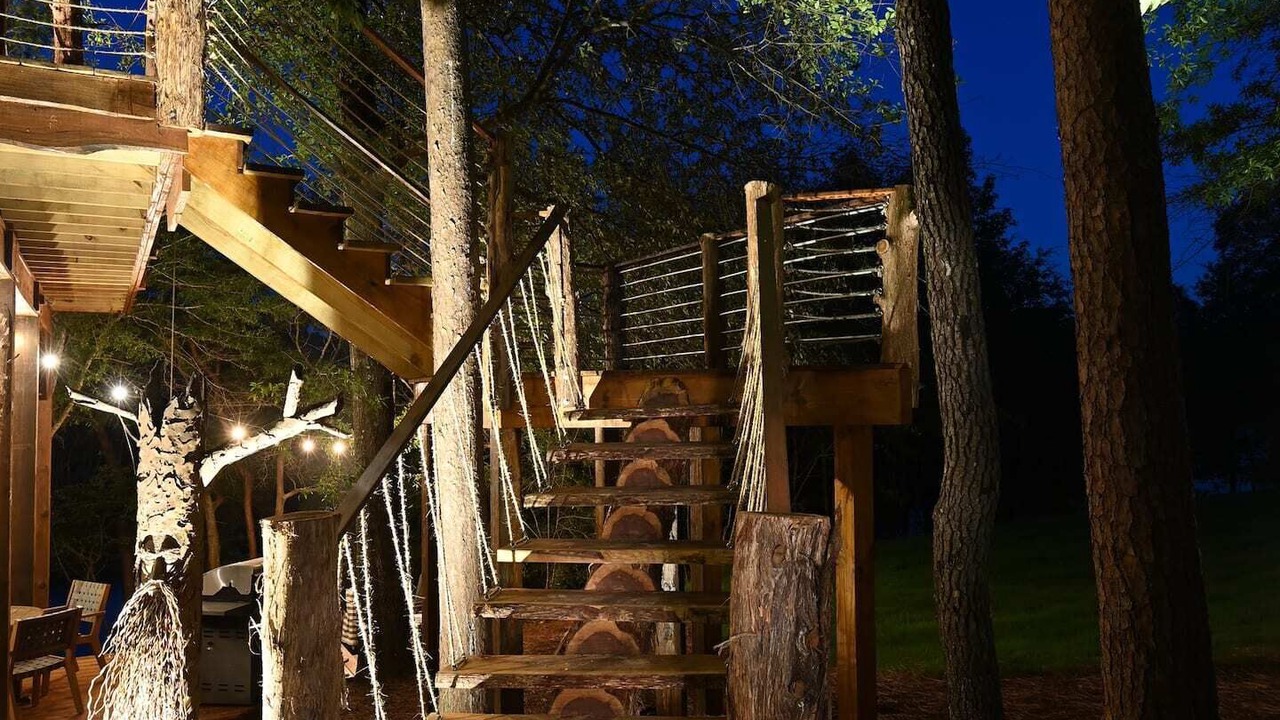Photo of Outdoor in Samantha