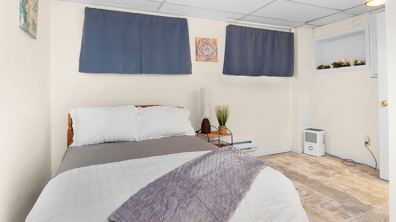 Photo of Bedroom in Teall Beach