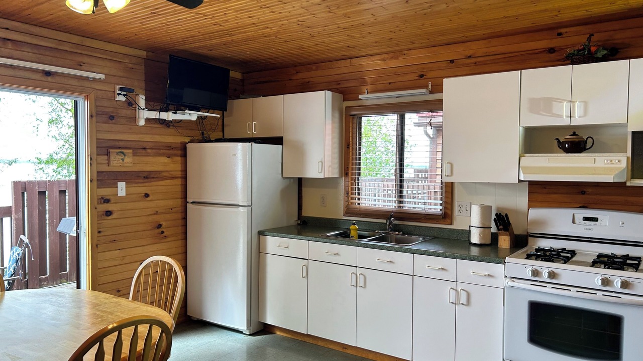 Photo of Kitchen in Harwood